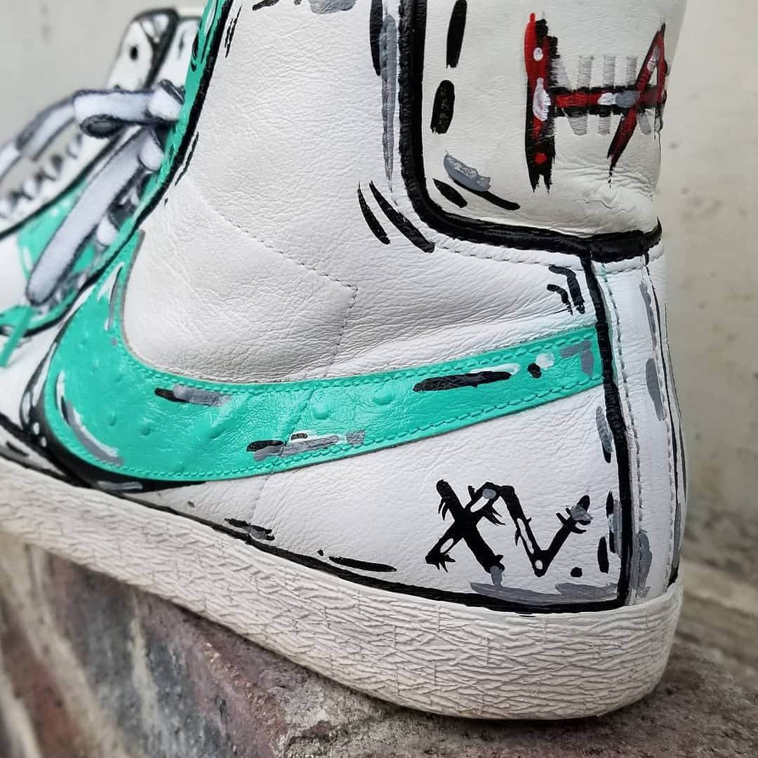 青木剛さんのインスタグラム写真 - (青木剛Instagram)「Sneaker paint custom. Cartoon-ver. 鹿嶋で、洋服の創作など、一緒に活動をしている友人、@ametara1001 さんに、 スニーカーをカスタムしてもらいました！ Cartoonという手法みたいで、 仕上がりにびっくりしました！ 今度、僕も指導してもらいたいと思います🙏 #XV #TA #nike #sneaker #paint #custom #cartoon #fashion #instagood #鹿嶋市 #感謝」2月13日 21時39分 - takeshiaoki15