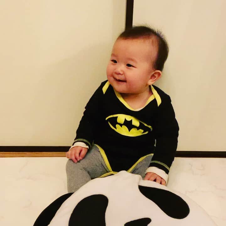 のインスタグラム：「がなりを覚えた #がなり#growl  #8monthsbaby #babygirl #8ヶ月」