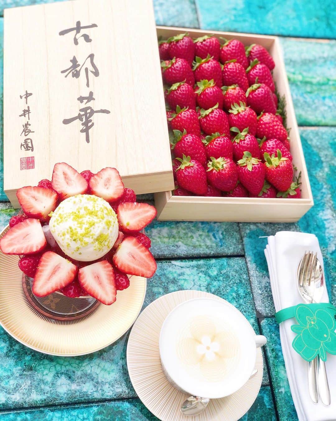 ミカのグルメインスタ