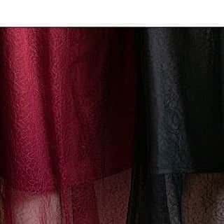 LEBECCA boutique Vintageのインスタグラム：「.﻿ ﻿ 2月14日の夜、LEBECCA boutiqueより﻿ 皆さまに【特別な】お知らせがございます。﻿ ﻿ どうぞお楽しみに🥀﻿ ﻿ ﻿ #LEBECCAboutique」