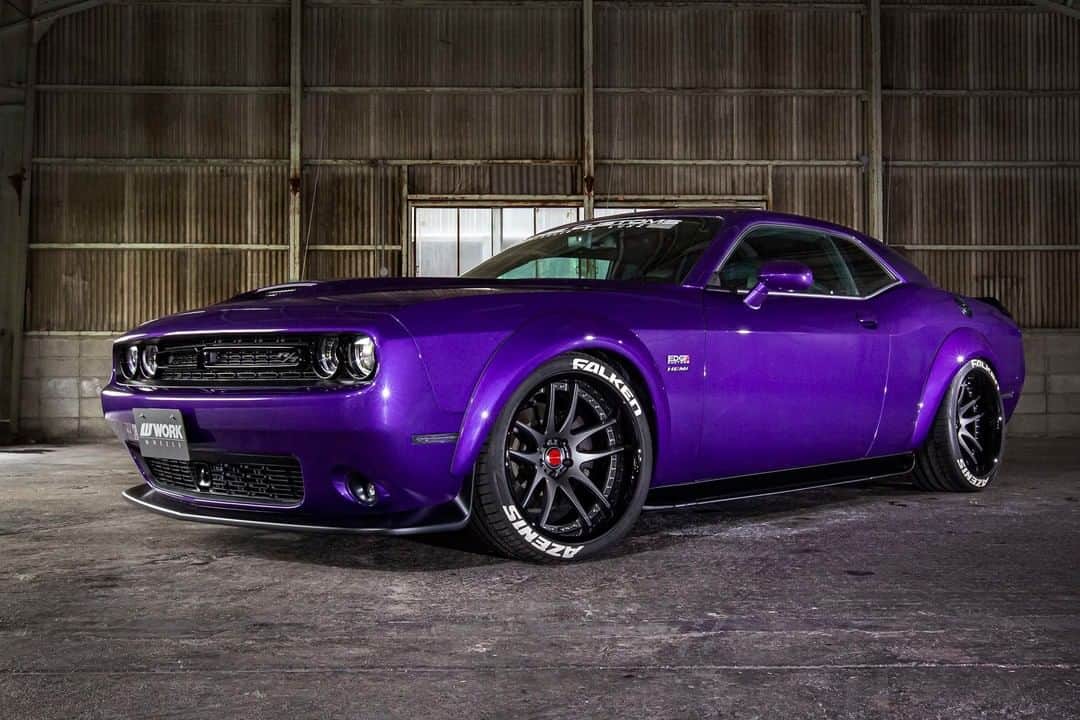 のインスタグラム：「@luxz.inc  Dodge Challenger on WORK EMOTION CR3P. ●WHEEL：(F)20inch 10.0J ／ (R)20inch 12.0J ●COLOR：マットカーボン(MGM) （※リムは特殊仕様の為、イメージです。） #LUXZ　#challenger　#チャレンジャー　#workemotion #cr3p #work #workwheels #workwheelsjapan #ワーク #ワークホイール #artofwheel #workcr3p #ワークエモーション #dodgechallenger」