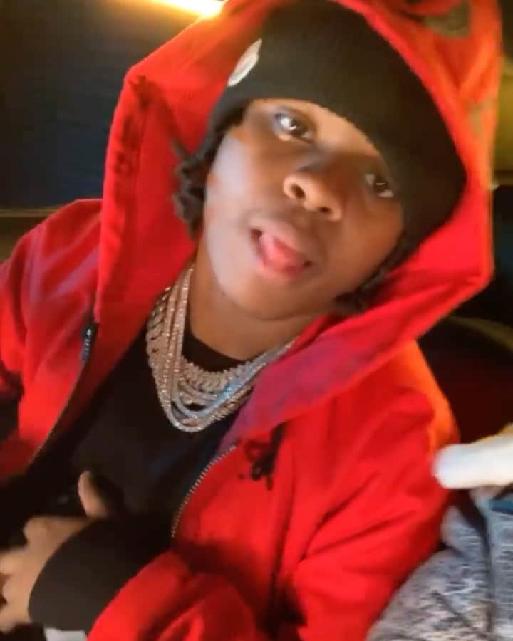 ファンクマスター・フレックスのインスタグラム：「WE IN THAT BX! FUNKFLEX / @42_dugggg COLLAB! Video mean! New song on the way! 🎥 @juganot We in that 68 Camaro ss! We cooking a 71 Chevelle ss (Big block) for him that’s gonna shut it down! WHO SHOULD I COLLAB WITH NEXT?」