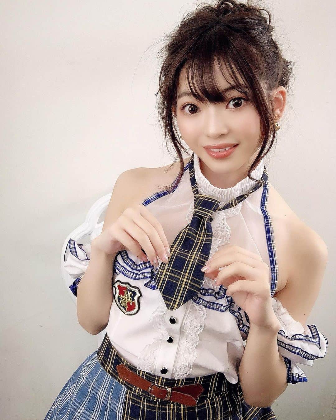のインスタグラム：「アイドルっぽい衣装🎤」