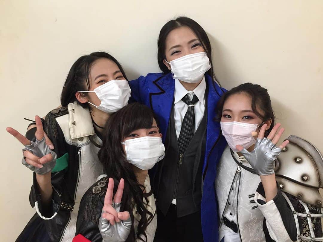 小林由佳さんのインスタグラム写真 - (小林由佳Instagram)「#みんなで青嵐ディレイ 楽しい時間をありがとうございました！青嵐のみんなと✌️。からのわちゃわちゃ🤣 #青嵐 #スタァライト」2月13日 22時32分 - ykp_qkb