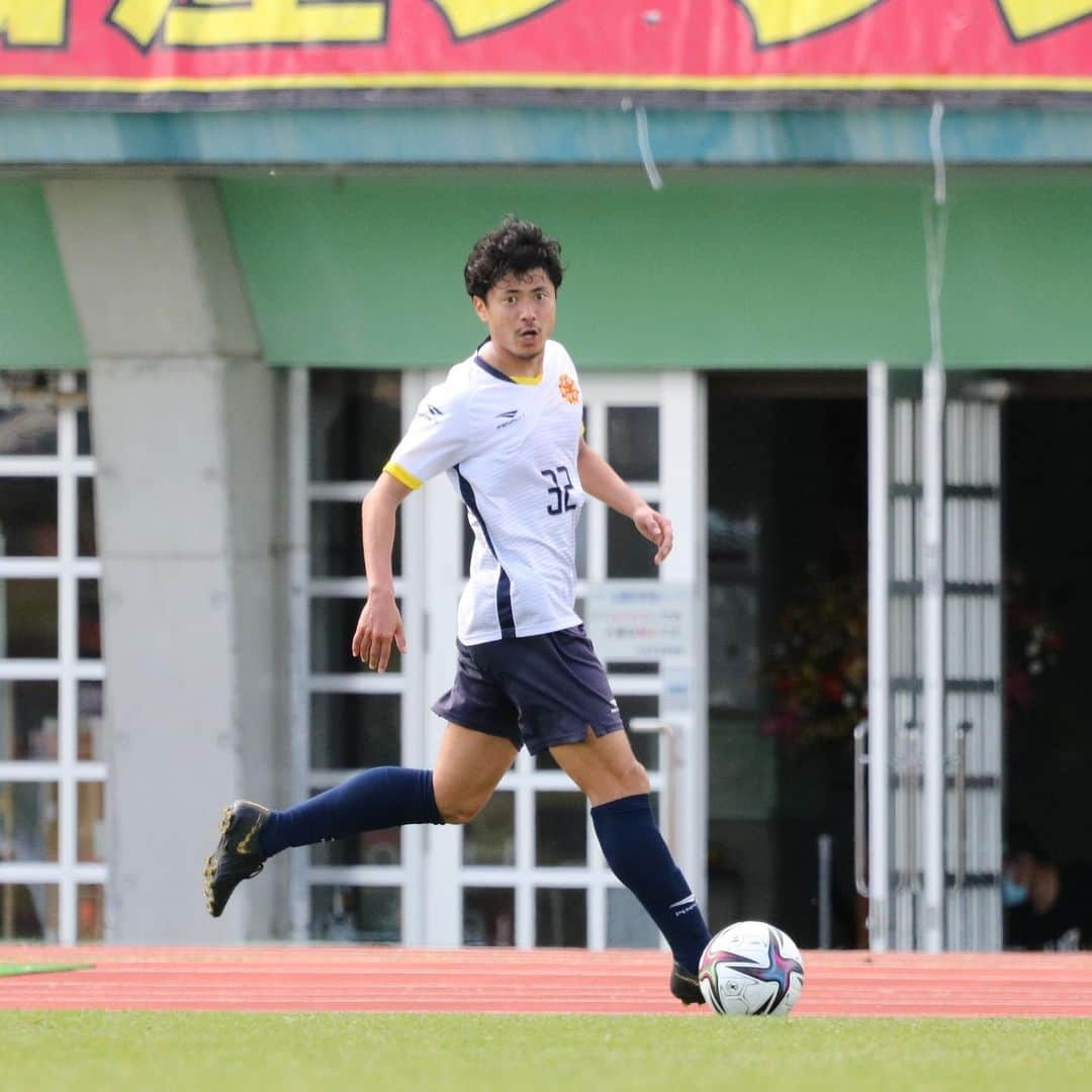 ギラヴァンツ北九州さんのインスタグラム写真 - (ギラヴァンツ北九州Instagram)「. 沖縄キャンプ7日目⚽️ TM🆚名古屋グランパス . #giravanz #ギラヴァンツ北九州 #ギラヴァンツ #北九州 #jリーグ #j2 #沖縄キャンプ」2月13日 17時22分 - giravanz_kitakyushu