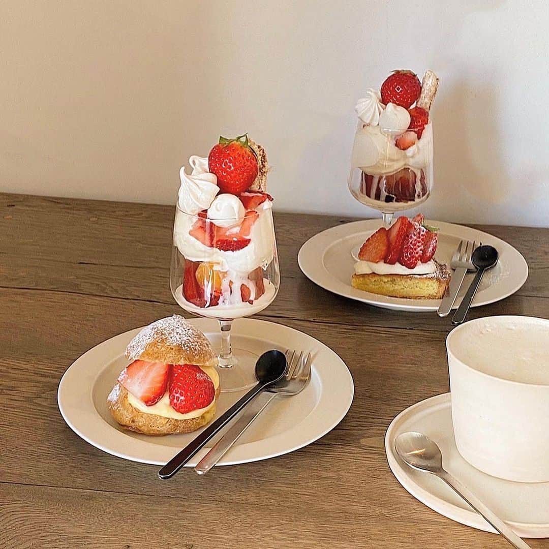 岡元優香のグルメインスタ