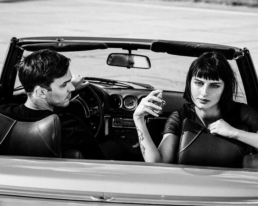 Armani Beautyさんのインスタグラム写真 - (Armani BeautyInstagram)「Celebrate Valentine's Day with the most romantic duo of fragrances: new STRONGER WITH YOU ABSOLUTELY for him and BECAUSE IT'S YOU for her.   Actors @NicholasHoult and @opheliamillaiss captured by @damon_baker for #EmporioArmani.   #Armanibeauty #NicholasHoult #AlicePagani #StrongerWithYou #BecauseItsYou #fragrance #ValentinesDay」2月13日 17時59分 - armanibeauty