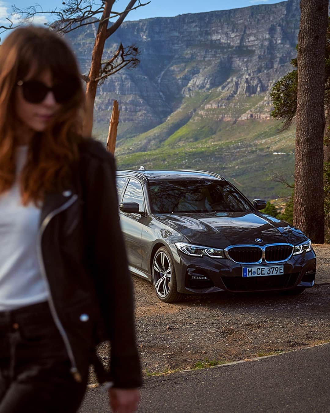 BMWのインスタグラム：「Feel the rhythm of the drive? The BMW 3 Series Touring. #THE3 #BMW #3Series #JoyElectrified __ BMW 330e xDrive Touring: Fuel consumption weighted combined in l/100km: 2.2–1.9 (NEDC); 2.1–1.6 (WLTP), CO2 emissions weighted combined in g/km: 49–43 (NEDC); 48–35 (WLTP), Power consumption weighted combined in kWh/100km: 15.8–14.7 (NEDC); 19.3–17.2 (WLTP). Further information: www.bmw.com/disclaimer   184 hp, 135 kW, 300 Nm, Acceleration (0-100 km/h): 5.9 s, Top speed (limited): 225 km/h.」