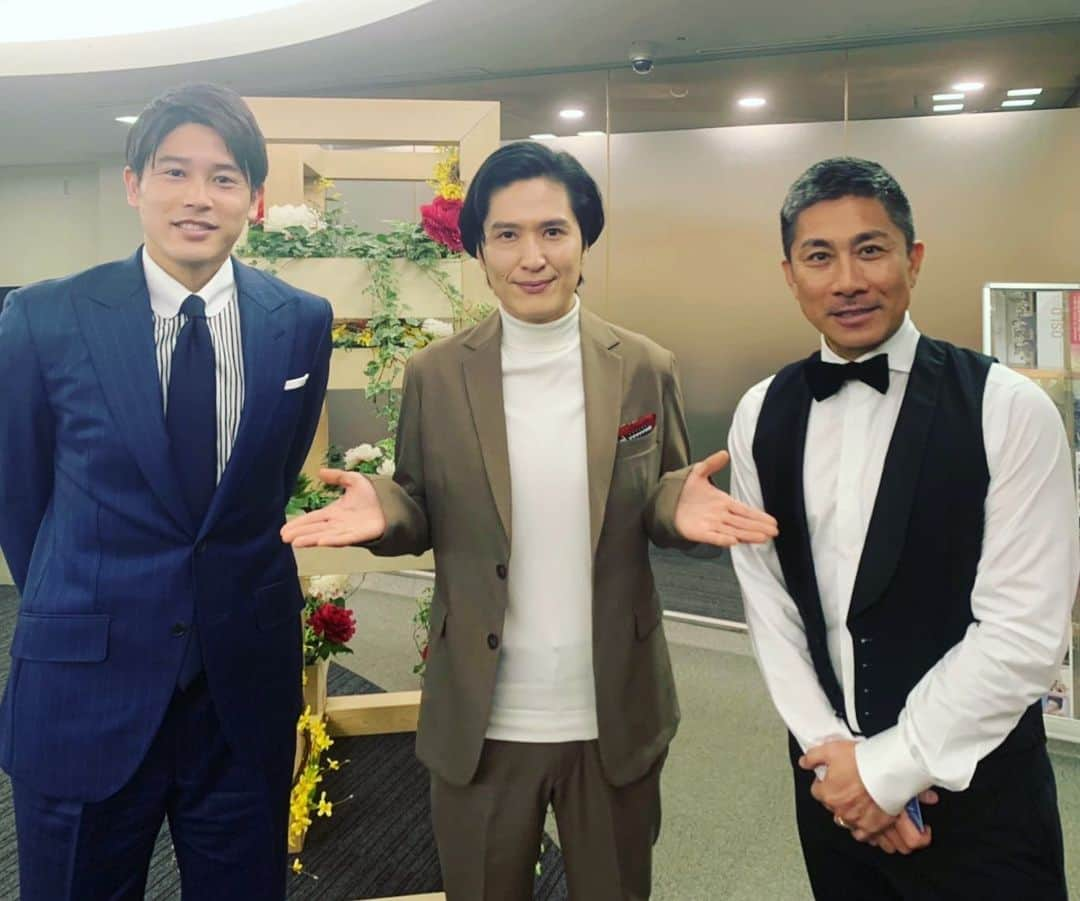 清塚信也さんのインスタグラム写真 - (清塚信也Instagram)「明日（2/14） フジテレビ 10:00〜 #ワイドナショー  #前園真聖 さん #内田篤人 さん  サッカー選手や野球選手に会えた時、少年期のワクワクが蘇ってくる❗️」2月13日 19時08分 - shinya_kiyozuka