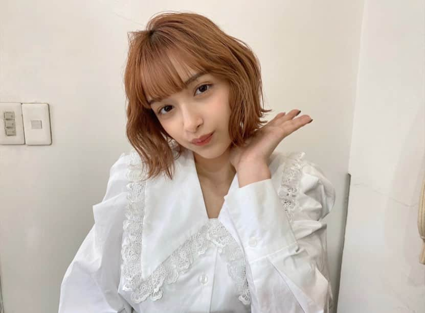 マリナのインスタグラム：「ar3月号の#令和のデート服 という企画に出させていただきました!!🦉🤎すごく嬉しい〜！みんな見てね💡 ・ ・ ・ #ar #argirl #令和 #デート服」