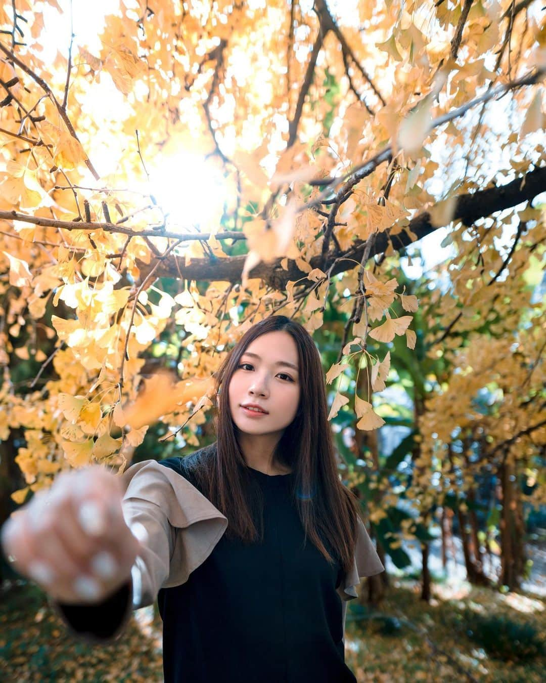 松山さやかさんのインスタグラム写真 - (松山さやかInstagram)「これも滑り込み冬です🍁 photo by @h1loki  . . .  #被写体になります #フリーモデル #ポートレートモデル  #作品撮り #作品撮りモデル #撮影モデル #撮影依頼募集中 #写真好きな人と繋がりたい #被写体 #ポートレート #ファインダー越しの私の世界 #portrait #visualportraits #kdpeoplegallery #ourportraitsdays #Globe_People #gramkilla #portraitpage #Featurepalette #Visualauthority #Quietthechaos #profile_vision #ig_mood #theworldofportraits」2月13日 19時45分 - sayakam8