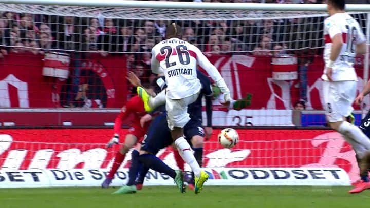 VfBシュトゥットガルトのインスタグラム：「Unser geplantes Programm für heute: Solche @traumpalast Traumtore und 3 Punkte gegen die Hertha. Was ist Eure Lieblingsszene? _ #VfB #VfBBSC #traumpalast #traumtore #VfBInsta #vfbstuttgart #vfbstuttgart1893 #1893 #0711 #stuttgart #furchtlosundtreu」