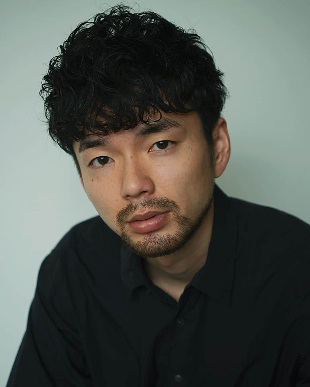 のインスタグラム：「portrait No.1 photo by @takk_ho_   #portrait #ポートレート #作品撮り」