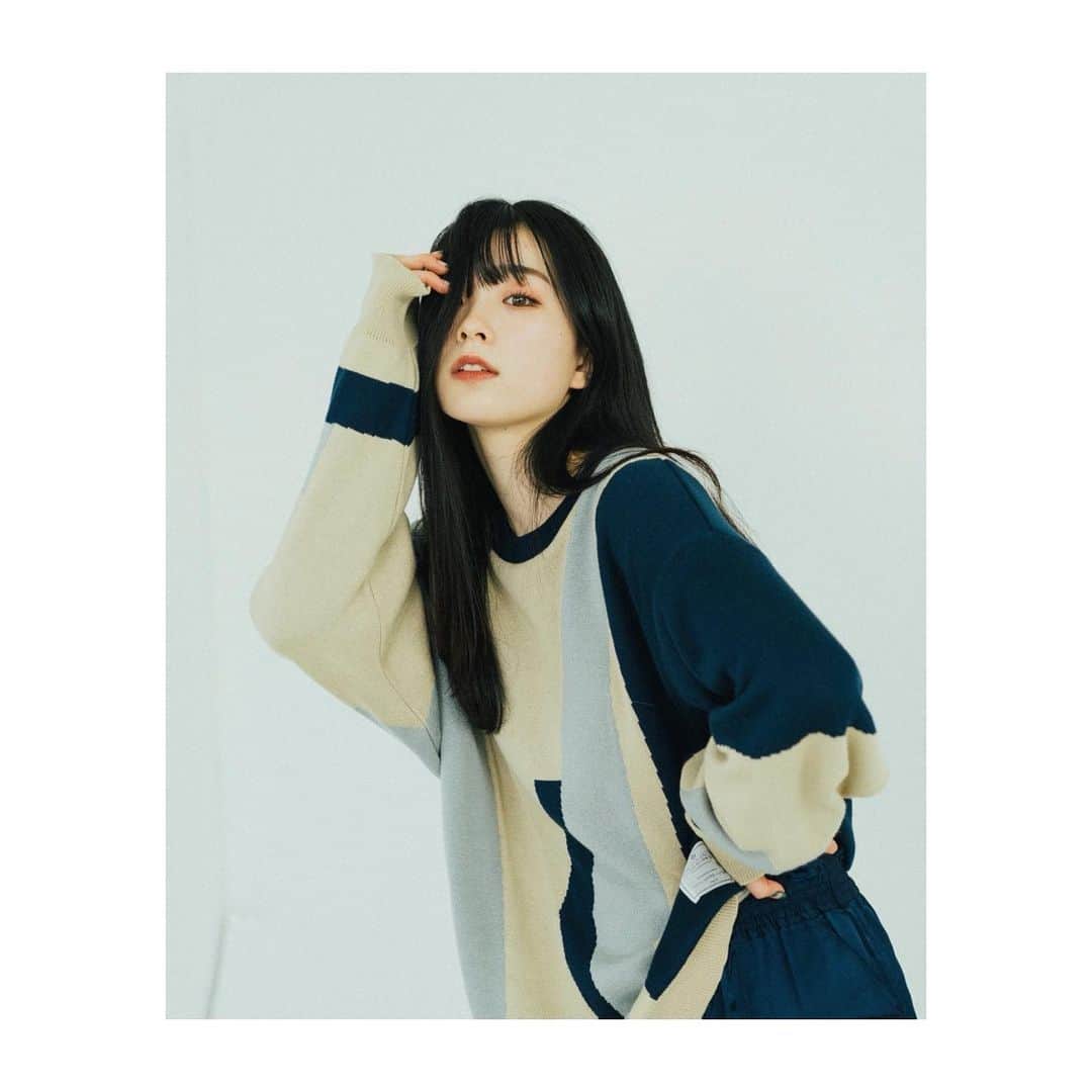 橘昌吾のインスタグラム：「EFFECTEN girl 2021ss﻿ ﻿ model @moon_kurusu  photograph @yohei_ohno_  direction & styling @shogo_tachibana  ﻿ #effecten ﻿ #utilityharajuku」