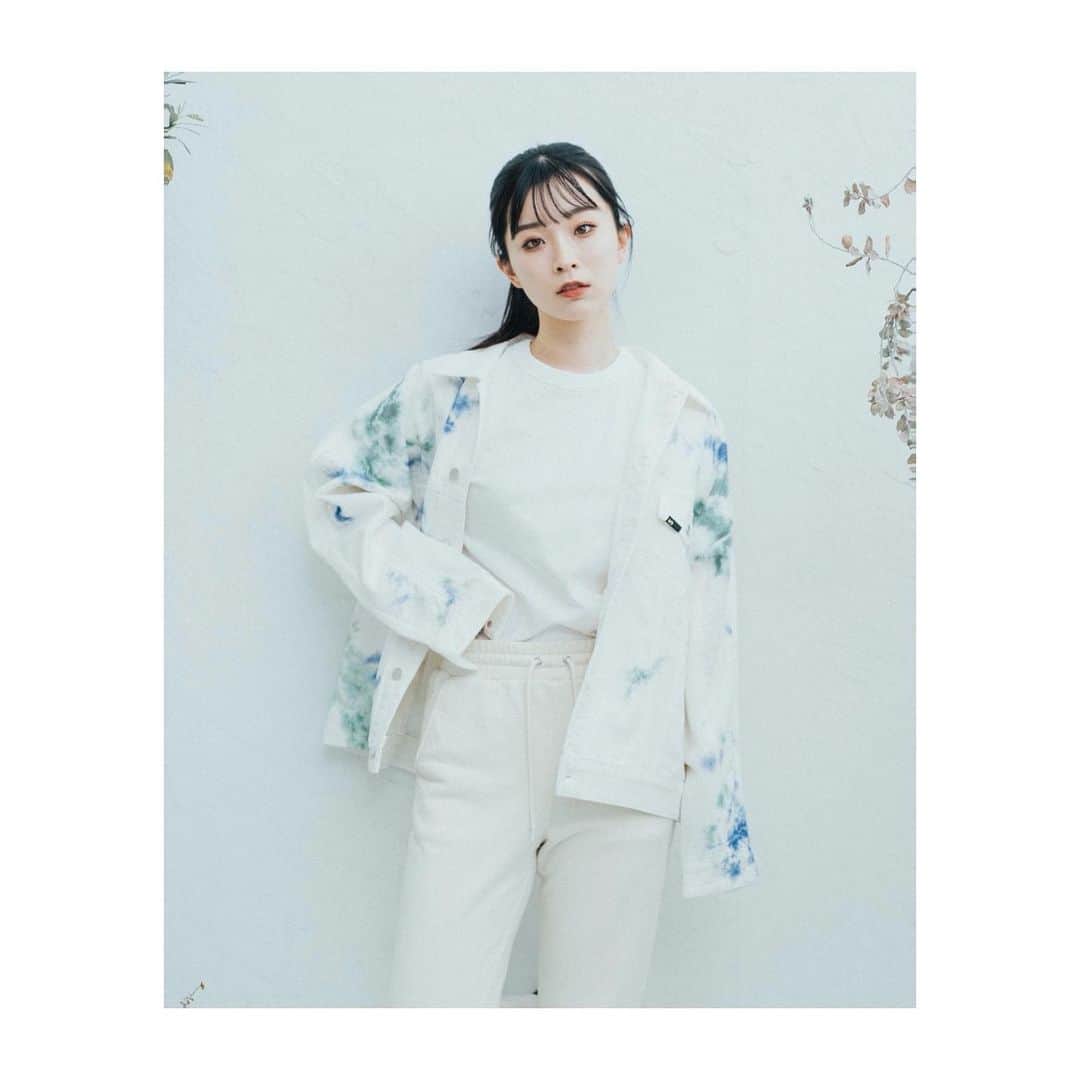 橘昌吾のインスタグラム：「EFFECTEN girl 2021ss﻿ ﻿ model @moon_kurusu  photograph @yohei_ohno_  direction & styling @shogo_tachibana  ﻿ #effecten ﻿ #utilityharajuku」