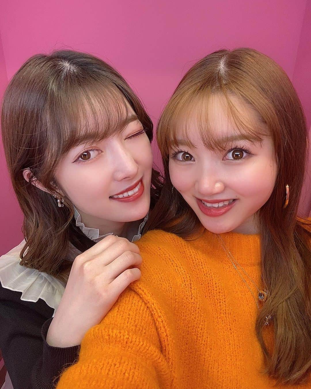日下部美愛のインスタグラム：「玲奈しか友達いないくらい玲奈との写真ばっかりだ〜  #久保玲奈 #新大久保 #신오쿠보  #photo #japan #model #me #hair #fashion #fashionblogger #makeup  #followme #instagood #camera #instadaily #dailylook # #사진 #데일리  #데일리 #셀카 #메이크업」
