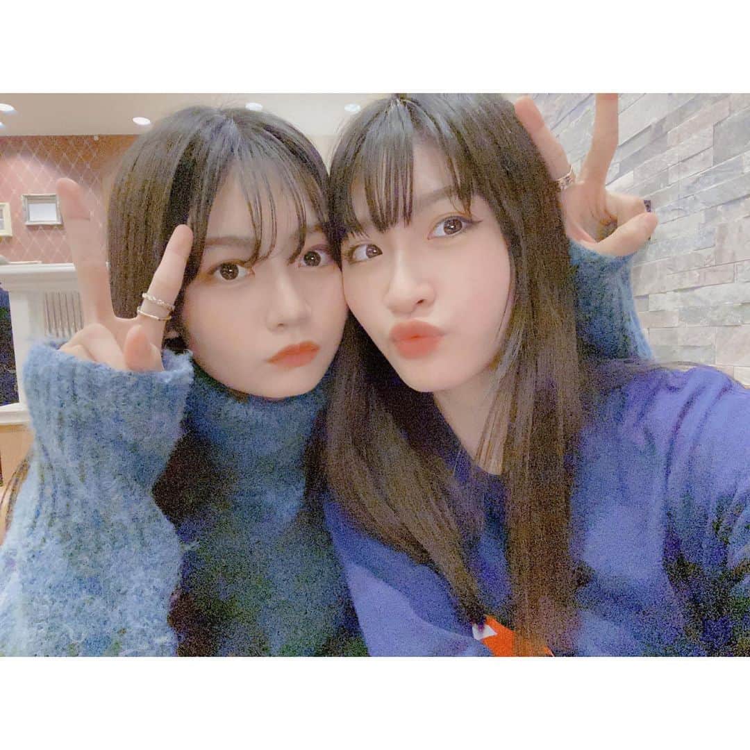 安村真奈のインスタグラム：「❤️❤️❤️ この日は2人とも青かったんだよ☺︎  #若林真帆 #安村真奈」