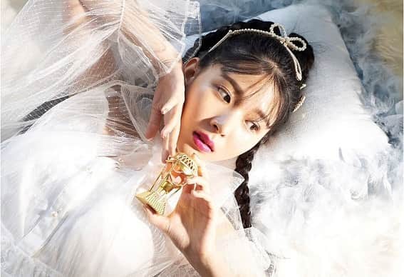 AYA YAGISHITAのインスタグラム：「☁️𝕊𝕜𝕪 𝔼𝕒𝕦 𝕕𝕖 𝕥𝕠𝕚𝕝𝕖𝕥𝕥𝕖 ☁️ . . @mery.jp  @annasuicosmetics」