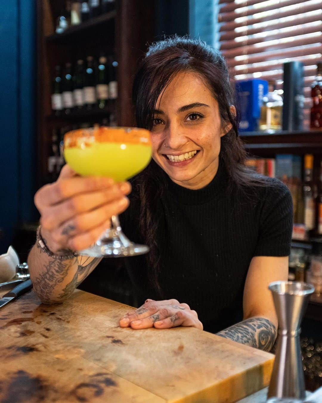 Airbnbさんのインスタグラム写真 - (AirbnbInstagram)「Lift your spirits to Mexico City heights with world-class mezcal purveyors Katri and Hardey and their team of mixologists. In their online experience, Mezcal & Tequila Cocktail Masterclass, they’ll help you turn simple, traditional ingredients into authentic concoctions with a personal twist. They’ll even suggest easy substitutions (you know, if you just ran out of sal de gusano again).  Link in bio to shake things up.」2月13日 20時31分 - airbnb