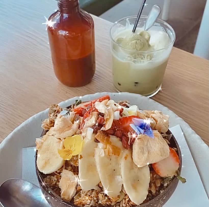 KIYOMI GRACEのインスタグラム：「Tropical island vacation vibes right before lockdown 3.0 #melbournelockdown」