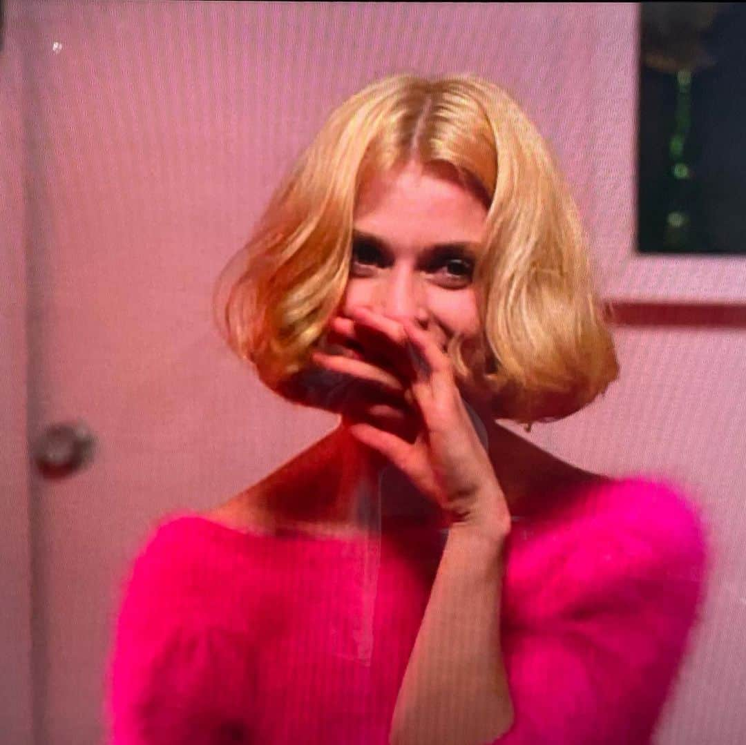 アヴァン・ジョーギアさんのインスタグラム写真 - (アヴァン・ジョーギアInstagram)「Blah 37 - “Paris, Texas” February 13th 2021.」2月14日 6時43分 - jogia