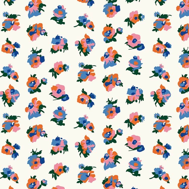 PAUL & JOE BEAUTEさんのインスタグラム写真 - (PAUL & JOE BEAUTEInstagram)「Happy Valentine's Day💓  A little something from us to you.  Enjoy this blooming flower print from SS21 collection💐  Link our bio to download this wonderful wallpaper!♪  Happy Valentine's day💓 PAUL & JOEからのプレゼント！  春を呼び込んでくれる、可愛らしい小花柄を スマホの待ち受けに💐  プロフィール画面のURLから壁紙を ダウンロードしてください！ #PaulandJoe #paulandjoebeaute #ポールアンドジョー＃spring#springcollection#Valentinesday#beautiful #beauty #instagood #instabeauty#wallpaper#スプリング#バレンタイン#壁紙#おうち時間#おこもり美容」2月14日 7時14分 - paulandjoe_beaute