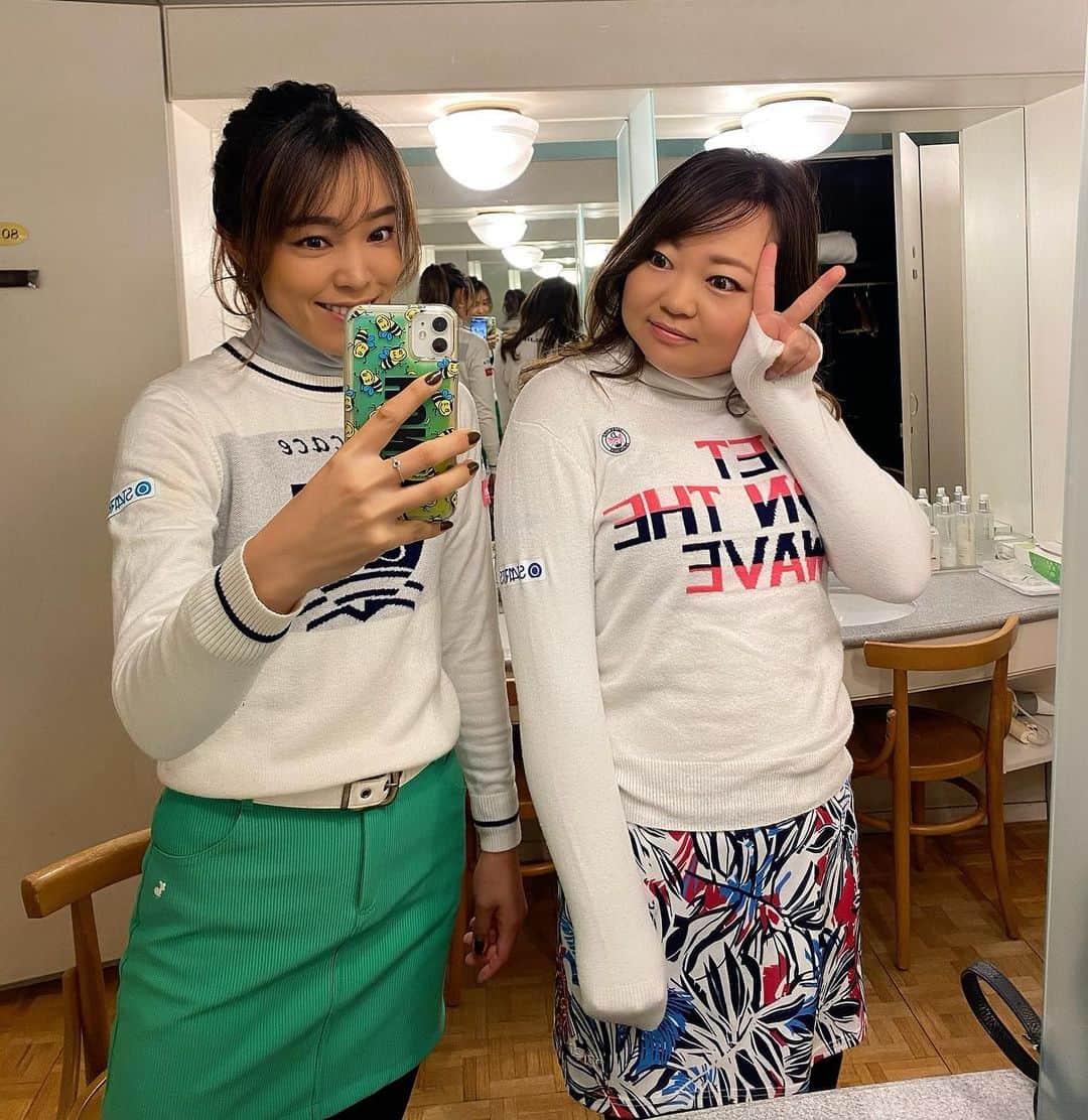 鎌田ハニーのインスタグラム：「久しぶりの姉妹ショット😆🤳💕 #鎌田姉妹」