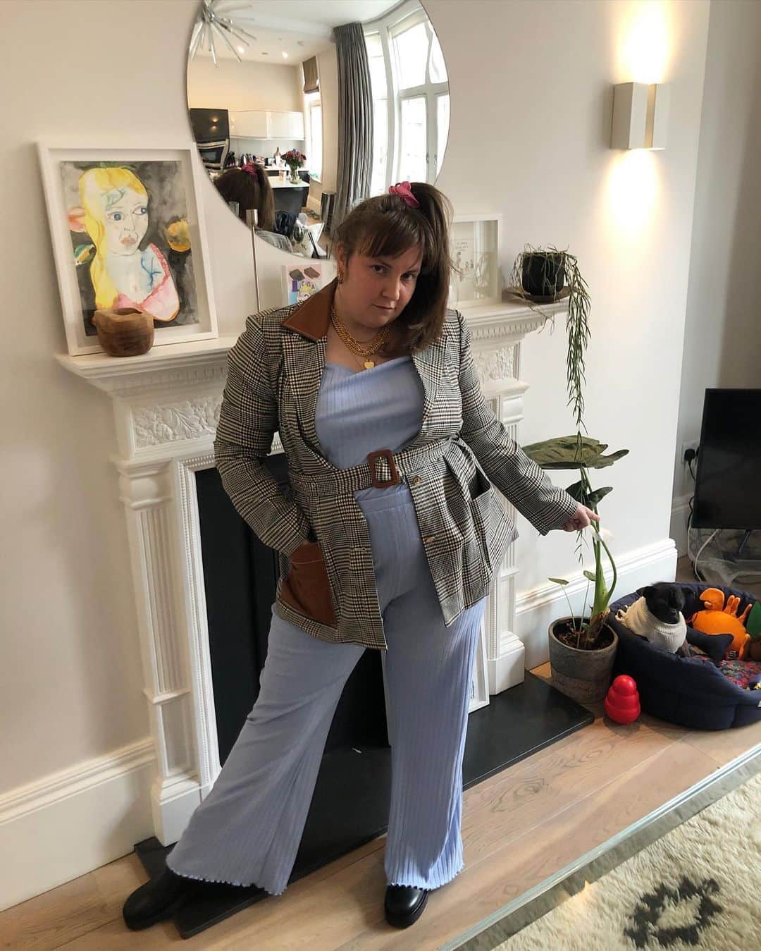 レナ・ダナムのインスタグラム：「Okay people she got dressed again to not leave the house - and I can tell you that @lisasaysgah has the plus size fits on lock. (Jacket and boots by @staud.clothing, necklaces by @missomalondon, painting by me, attitude by Ingrid)」