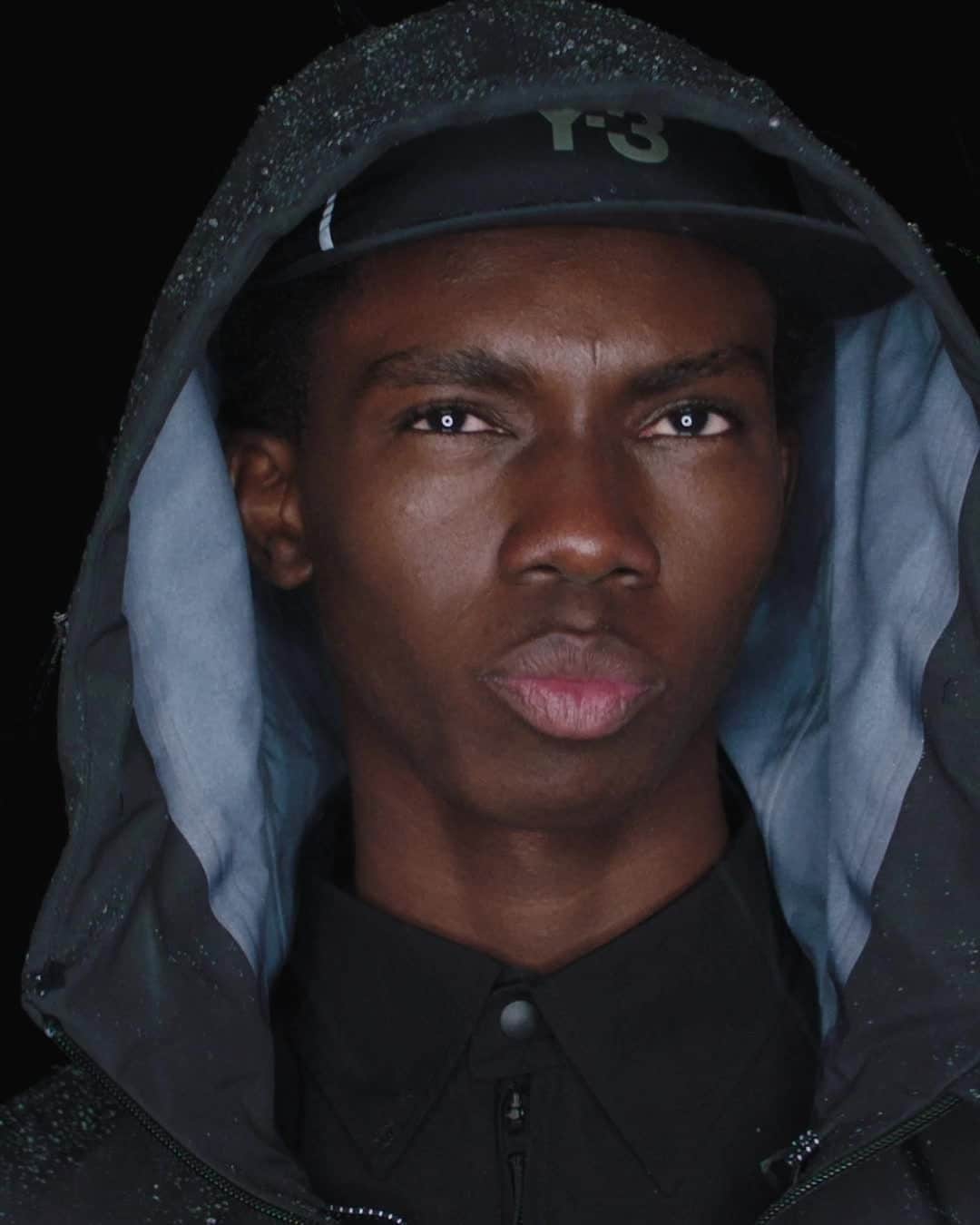 ワイスリーのインスタグラム：「Y-3 GTX Jacket, Y-3 Classic Utility Shorts and Y-3 Reflective 5 Panel Cap.  Y-3 Spring/Summer 2021.  ---  #adidas #Y3 #YohjiYamamoto  Discover the collection at adidas.com/y-3」