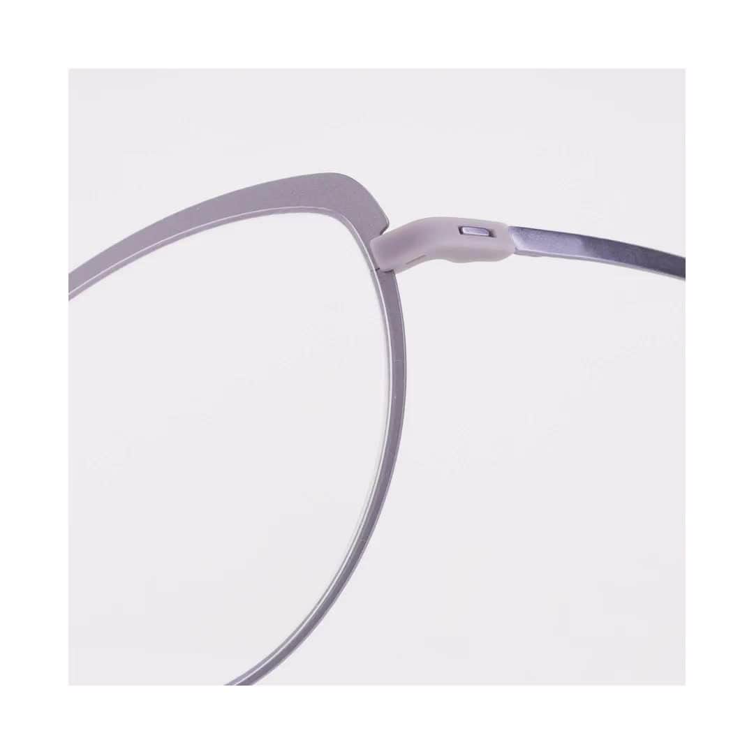 シルエットのインスタグラム：「Discover beauty in every crease, in every smile, in every emotion. Lite Wave enhances all the glorious details that make you who you are. Featuring: Lite Wave 5532  5533⁠ .⁠ .⁠ .⁠ #silhouetteeyewear #tryitwearitloveit #eyeweardesign #luxuryeyewear #fashioneyewear #opticalframes」