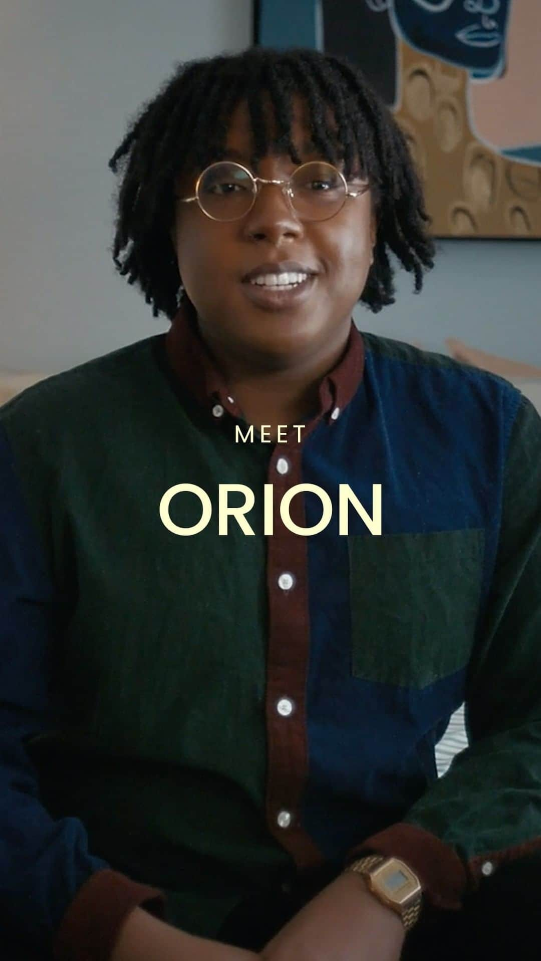 LUSH Cosmeticsのインスタグラム：「“I’m grateful that I have the hair that I have because it’s thick, luscious, beautiful.” —Orion  Watch Orion share his own natural hair journey, directed by the award-winning @aliciakharris_.  Watch Naturally, the full documentary: https://youtu.be/QS5F5i3oS3M  Take action to support The CROWN Act and end hair discrimination: USA: https://p2a.co/ueUtBN3 CDN: https://p2a.co/tuekkv4  #hair #curls #naturalhair #Blackhair #Blackhistory #selflove #Blackisbeautiful #PassTheCROWN」