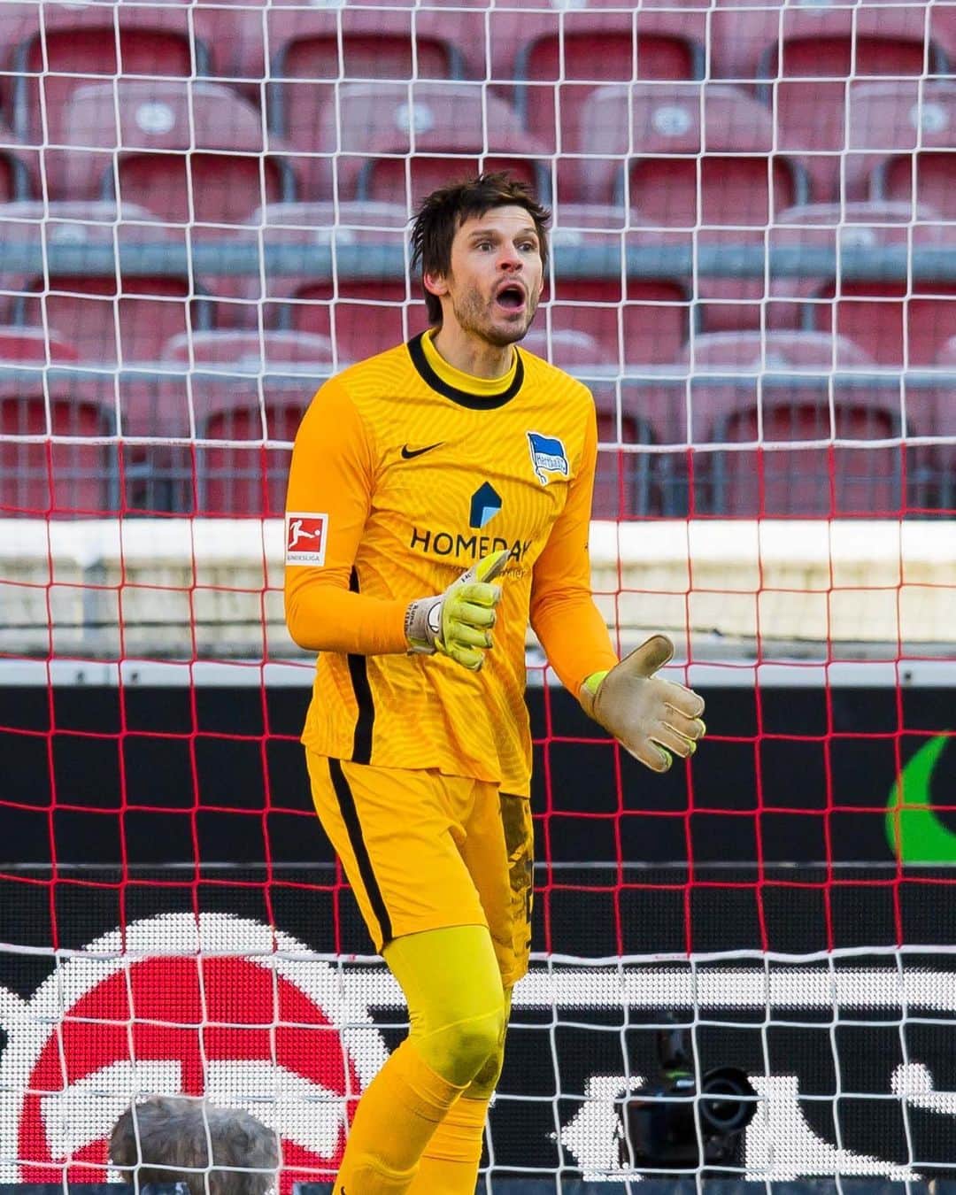 ヘルタ・ベルリンのインスタグラム：「Kommt schon, Jungs!!! 👀 Mund abwischen, kämpfen und nicht aufgeben! 🙏 . . #VFBBSC #GemeinsamHertha #HaHoHe #herthabsc」