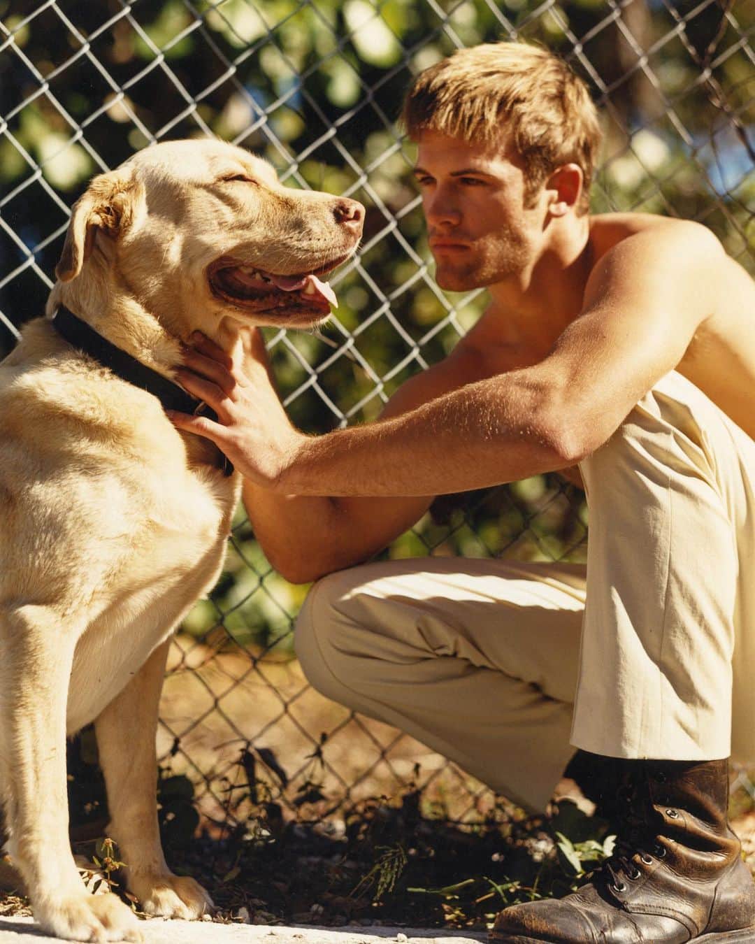 ブルース・ウェーバーのインスタグラム：「Cloud and his friend, Jesse Shay, Islamorada, FL 2000.」