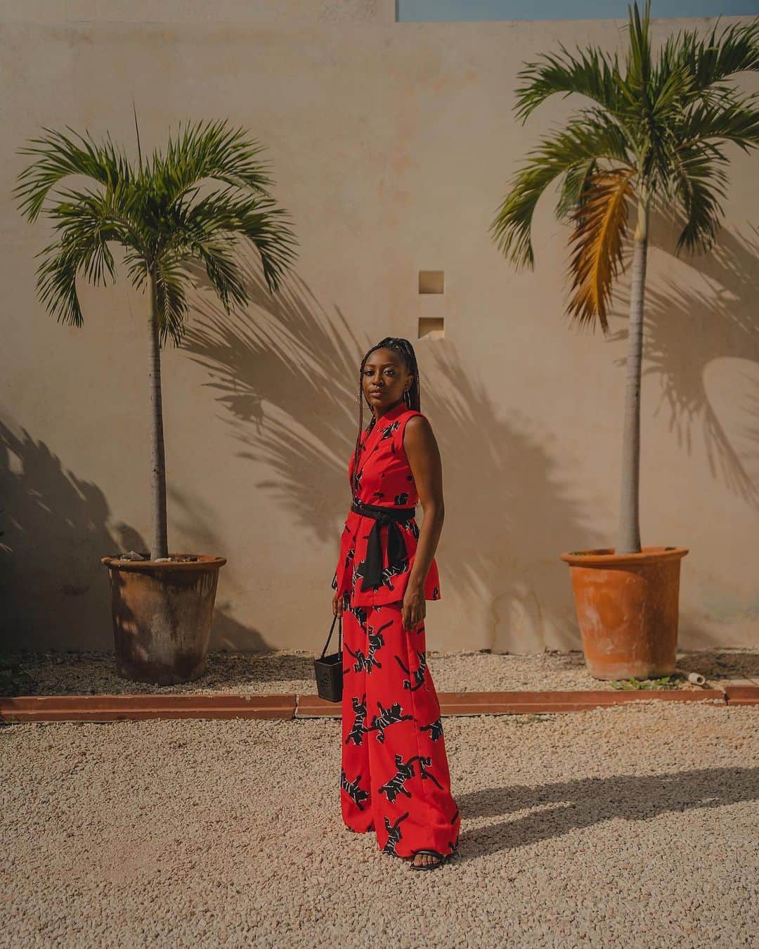 のインスタグラム：「Chic head to toe 🌴 @itsnkenge in our Bernice Jumpsuit.」