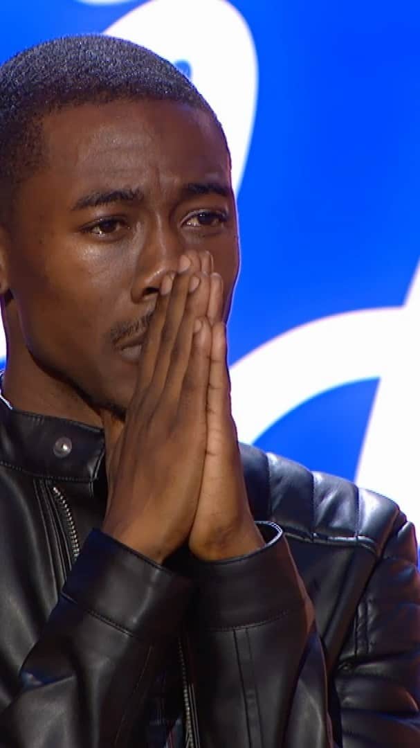 ライオネル・リッチーのインスタグラム：「Wow. @iamjasonwarrior is a changed man with a voice that'll make you say HELLO TALENT! Watch him sang now before Sunday's @americanidol premiere.」