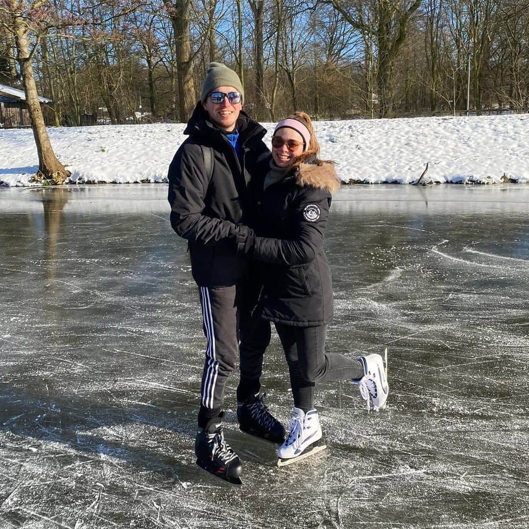 エイトォーラ・トールズドッティルのインスタグラム：「What a lovely day 😍⛸」