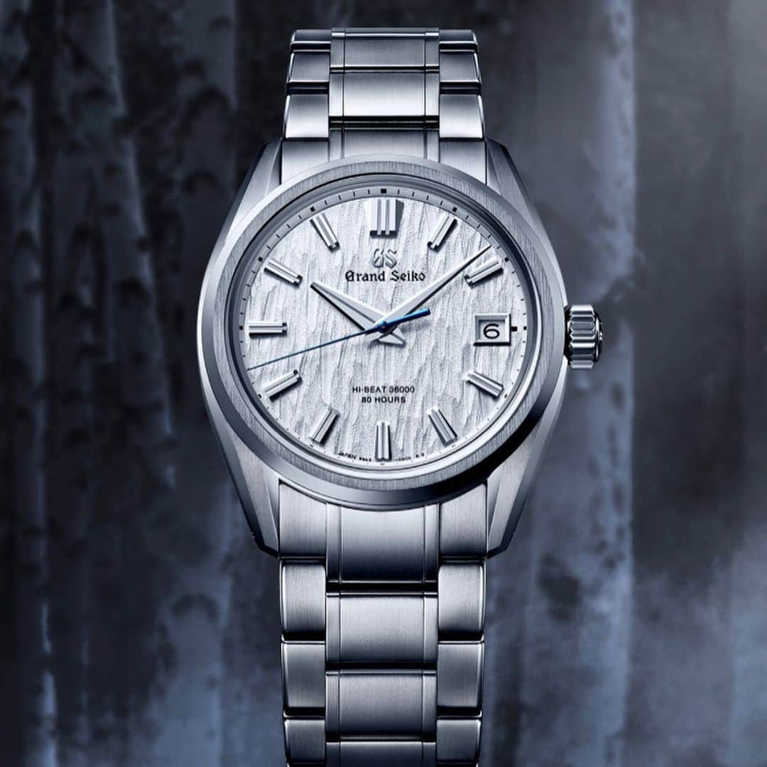 のインスタグラム：「■ご予約受付中■  昨年、ブランド創立60周年を迎えたGrandSeikoから次世代自社製ムーブメント9SA5を搭載したモデルが発売されます。 今回発売されるSLGH005は、直径40mm、厚さ11.7mmのSSケース製。 その40㎜におさめられた文字盤には雫石町Seikoマニュファクチュール近くににある日本有数の白樺群をイメージして作られています。  BRAND： Grand Seiko MODEL： Heritage collection  型番： SLGH005  直径： 40mm 厚さ： 11.7mm ケース素材： ステンレススティール 文字盤色： シルバー（白樺をイメージした型型打ち） 防水：10気圧 グランドセイコーマスターショップモデル  ※取扱い店：仲庭時計店/阪急高槻店  お問い合わせは 株式会社仲庭時計店 〒542-0081 大阪市中央区南船場 4-10-3 ナガホリ大阪ビル 電話番号：06-6251-7573 営業時間：11：00～19：00 定休日：水曜日 Mail：info@nakaniwa.co.jp LINE ID:@910caqbg WeChat ID:nakaniwa_watchSHOP Facebook:https://www.facebook.com/nakaniwatokei/  #SLGH005 #GRANDSEIKO #グランドセイコー #白樺 #Shirakaba #9SA5」