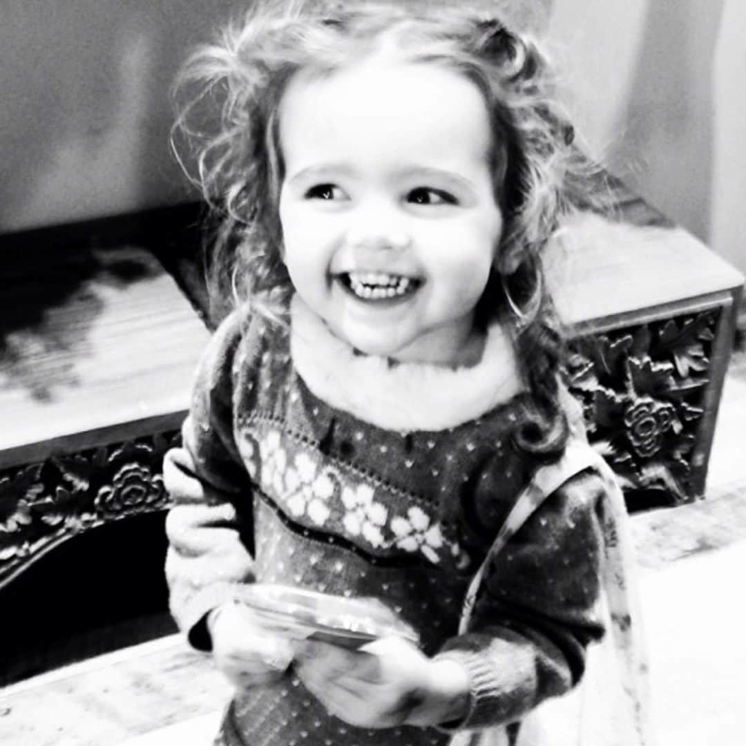 アシュレイ・ティスデイルのインスタグラム：「Where does time go 😭 my mini me Mikayla is now ELEVEN?! I love my niece she is so smart , beautiful, sweet, and has the kindest heart. The other day she turned to me and said “I love hanging out with you Ashley” I love you Mikayla and I know you’re gonna do so many amazing things ❤️❤️ #happybirthdaykayla」