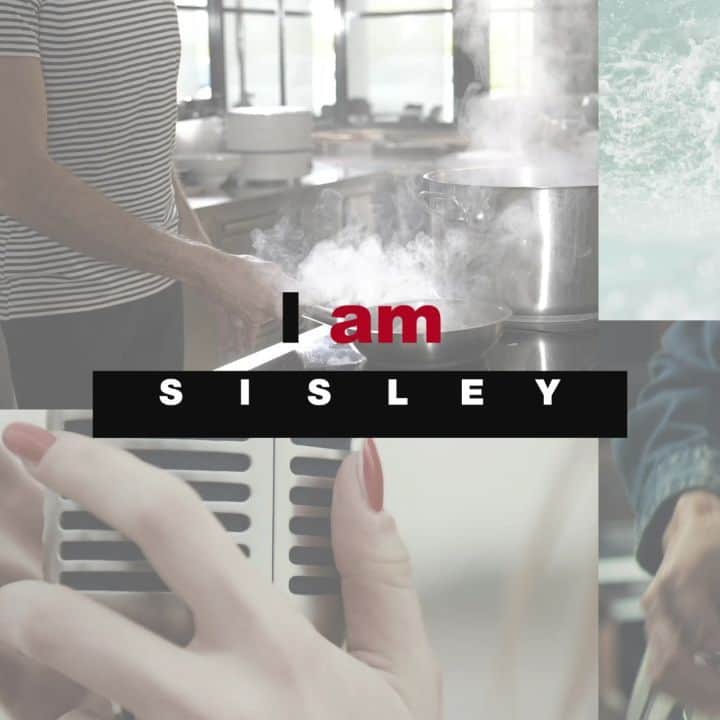 シスレーのインスタグラム：「We are the followers of our passions and we want to tell you all about them.  #IAmSisley coming soon.」