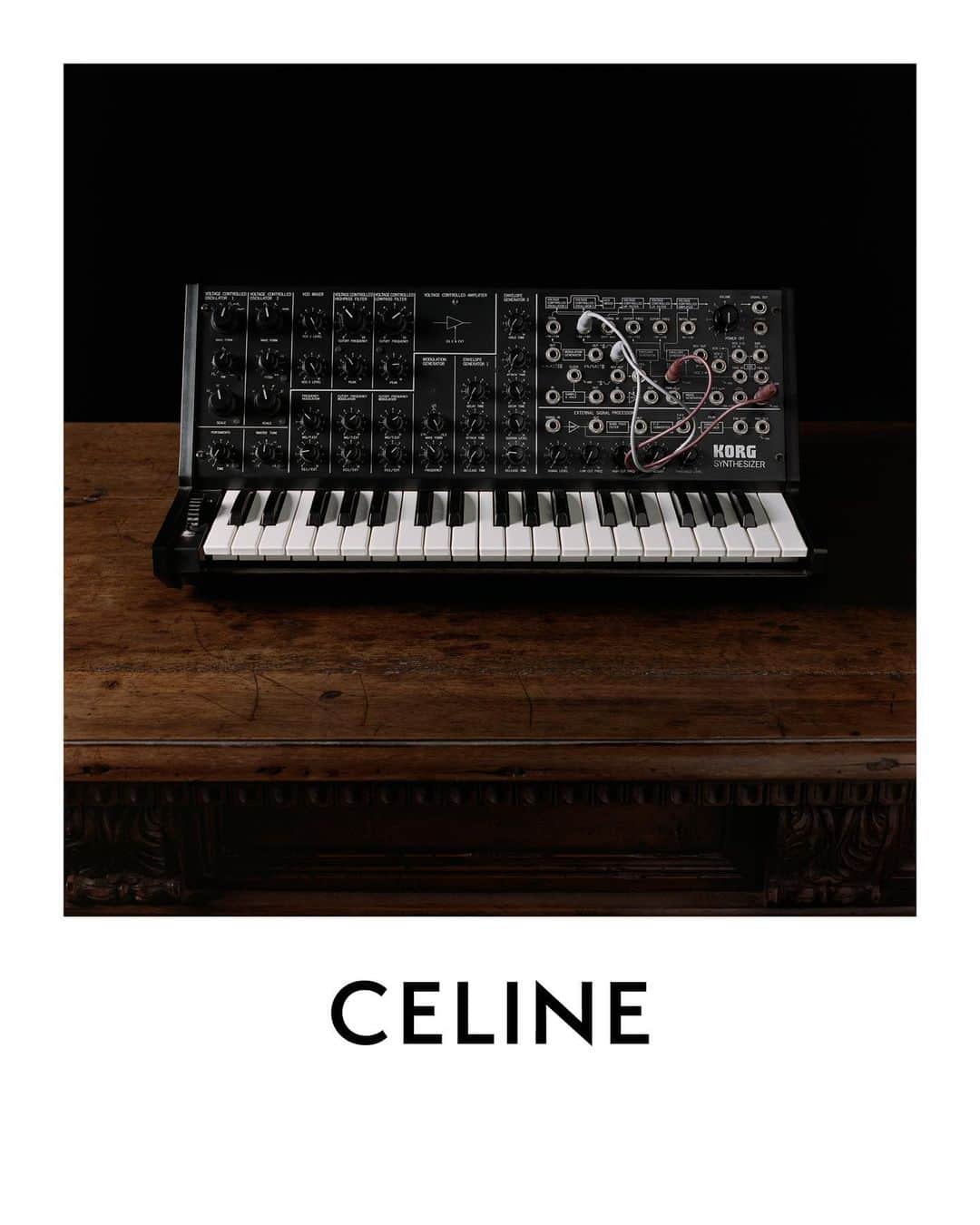 Celineさんのインスタグラム写真 - (CelineInstagram)「CELINE HOMME "TEEN KNIGHT POEM"   MUSIC ORIGINAL SOUNDTRACK FOR CELINE "TIME SLIP" PERFORMED BY @THE____LOOM WRITTEN AND PRODUCED BY GEORGE BARNETT & JACK BARNETT COMMISSIONED AND CO-PRODUCED BY @HEDISLIMANE   TIME SLIP BY THE LOOM   WE STEPPED INTO THE LIGHT TIME–SLIP NIGHT–FLIGHT ON THE BRIDGE TO THE SKY KEEP BURNING TILL WE SCORCH THE SUN NO NAME, YOUR FLAME TURN TO STONE OR YOU SLIP INTO A FUGUE STATE NIGHT WISH IS ADDICTIVE THERE’S NO MORE LIGHT, YOU ECLIPSE IT HOLD ONTO THE NIGHT MOVING INTO THE MOUTHLESS NIGHT THE SKY BLACK WITH ARROWS HEADING TO THE SUN SOMETHING WRITTEN IN THE SKY SOMEHOW, CLOSED EYES BLIND HAND, NO SENSES WE SAIL INTO THE CENTRE A NEW SUN MELTS EVERYTHING   COURTESY KORG   PHOTOGRAPHED BY @HEDISLIMANE IN JANUARY 2021   #TEENKNIGHTPOEM #CELINEHOMME #CELINEBYHEDISLIMANE」2月14日 1時54分 - celine