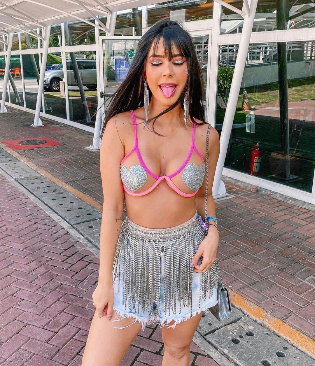 Gabriela Salesのインスタグラム：「Saudades né minha filha 💖💖💖」