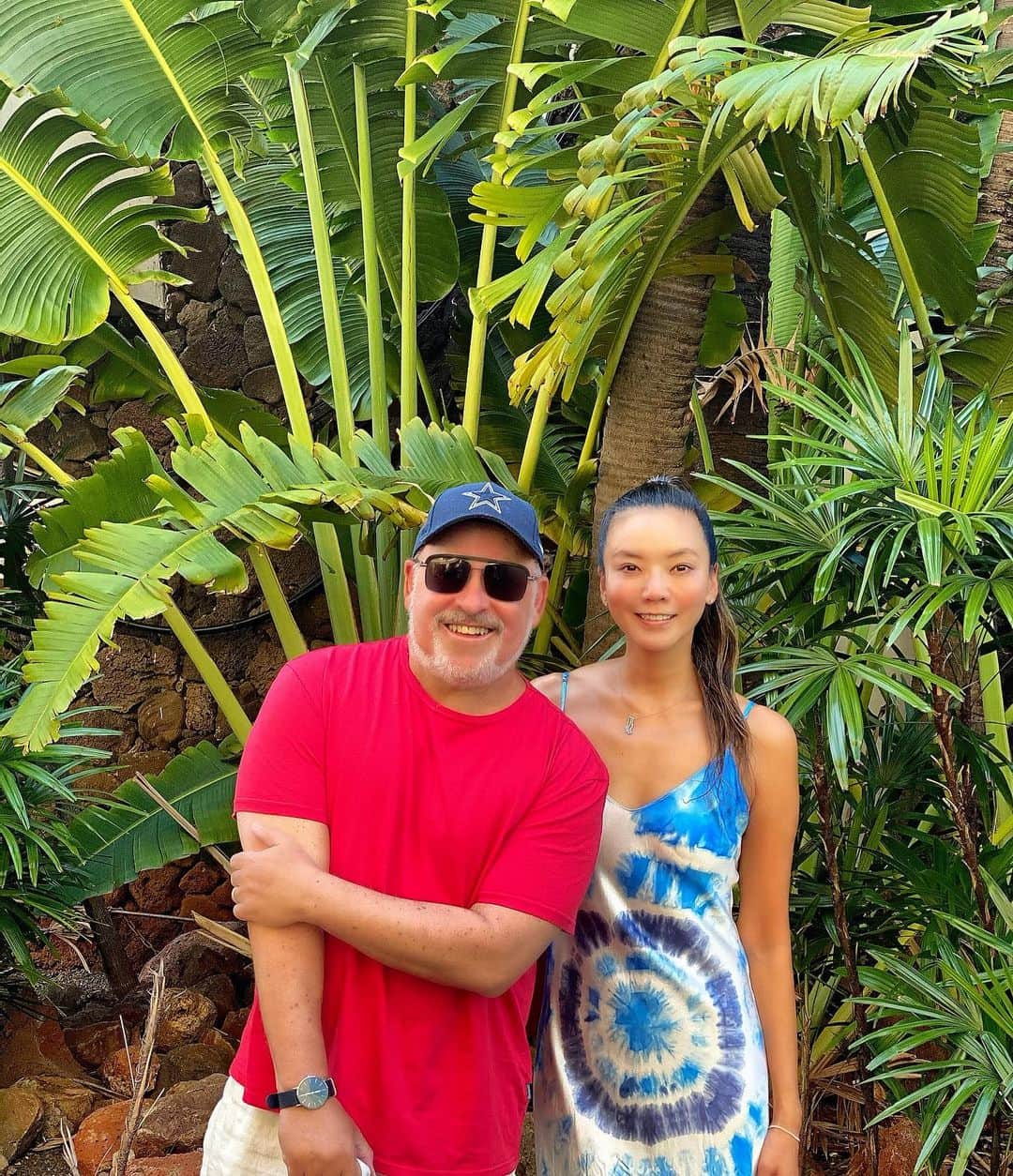 のインスタグラム：「Green Power 🌴🌱🙏  自然から頂くパワーって計り知れない。自然に感謝🙏と同時に自然の脅威に晒される事も…  日本の福島県沖で震度６強の地震が発生したとのニュースを見ました。10年前の大震災を思い出します…皆様大丈夫ですか？皆様のご無事を心よりお祈りしています🙏  #takakoworldstylin🌎 #lifestyle #hawaii #greenpower #yokawao #和央ようか」