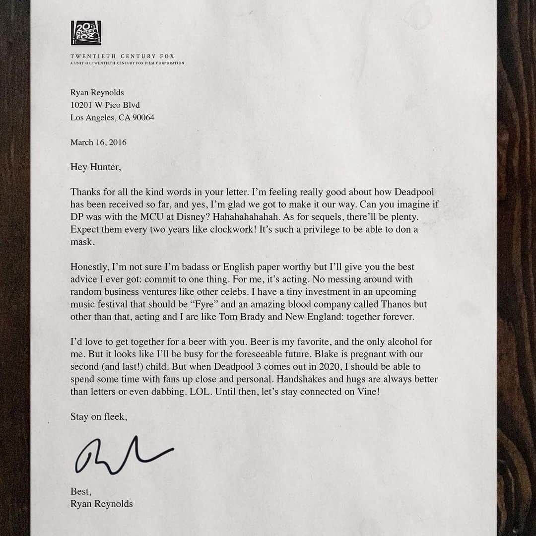 ライアン・レイノルズさんのインスタグラム写真 - (ライアン・レイノルズInstagram)「Five years later, I’m still in awe of Deadpool fans. Hunter wrote me this letter after Deadpool came out and somehow my response never got mailed. Holds up. Mostly.」2月14日 3時05分 - vancityreynolds