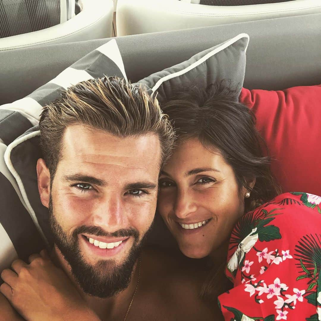 ホセ・イグナシオ・フェルナンデス・イグレシアスのインスタグラム：「Felices 32 !!!! Una auténtica señora 💃🌟 ❤️」