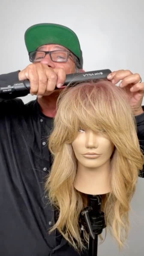 Sam Villaのインスタグラム
