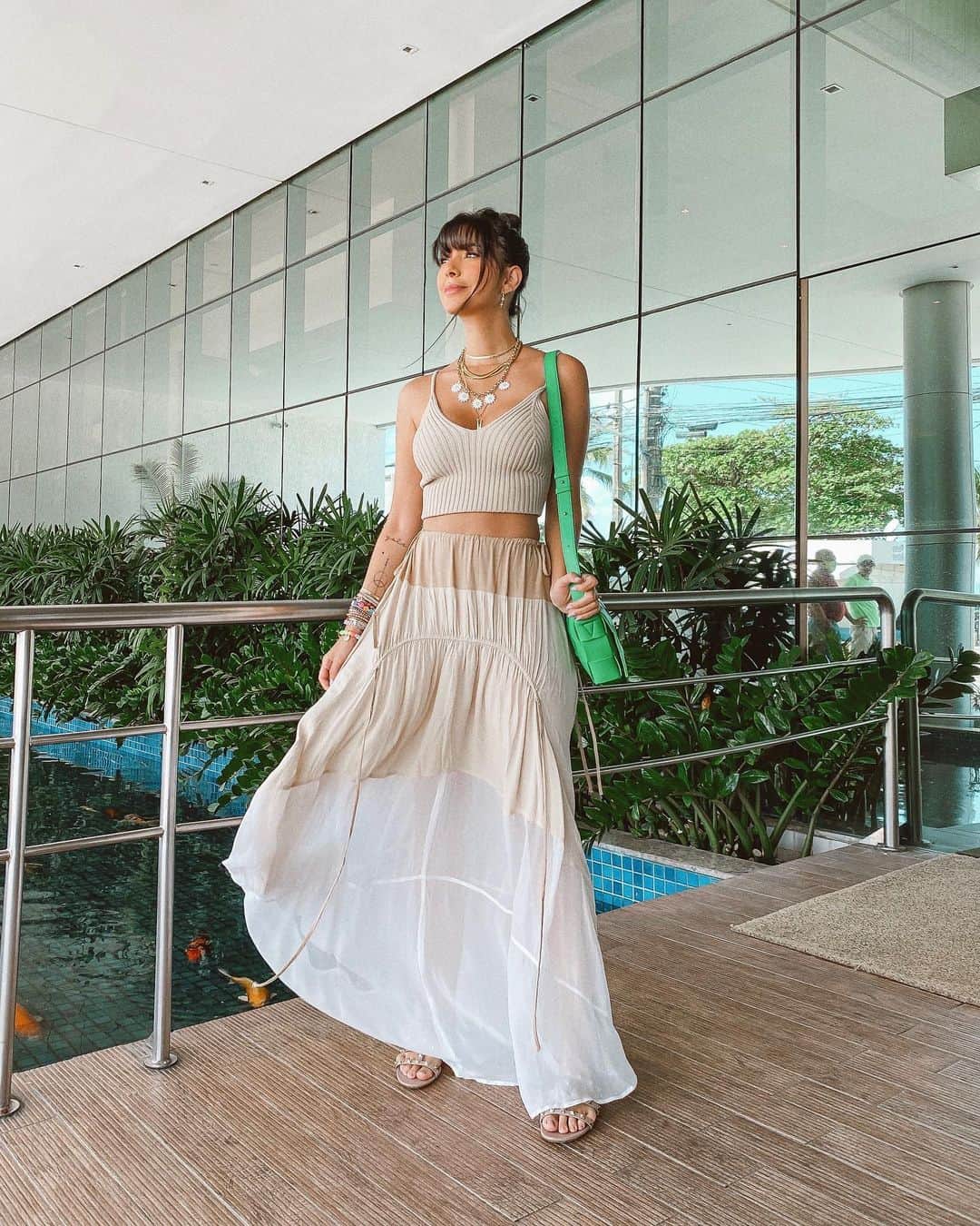 Gabriela Salesのインスタグラム：「Do dia 💚💚💚」