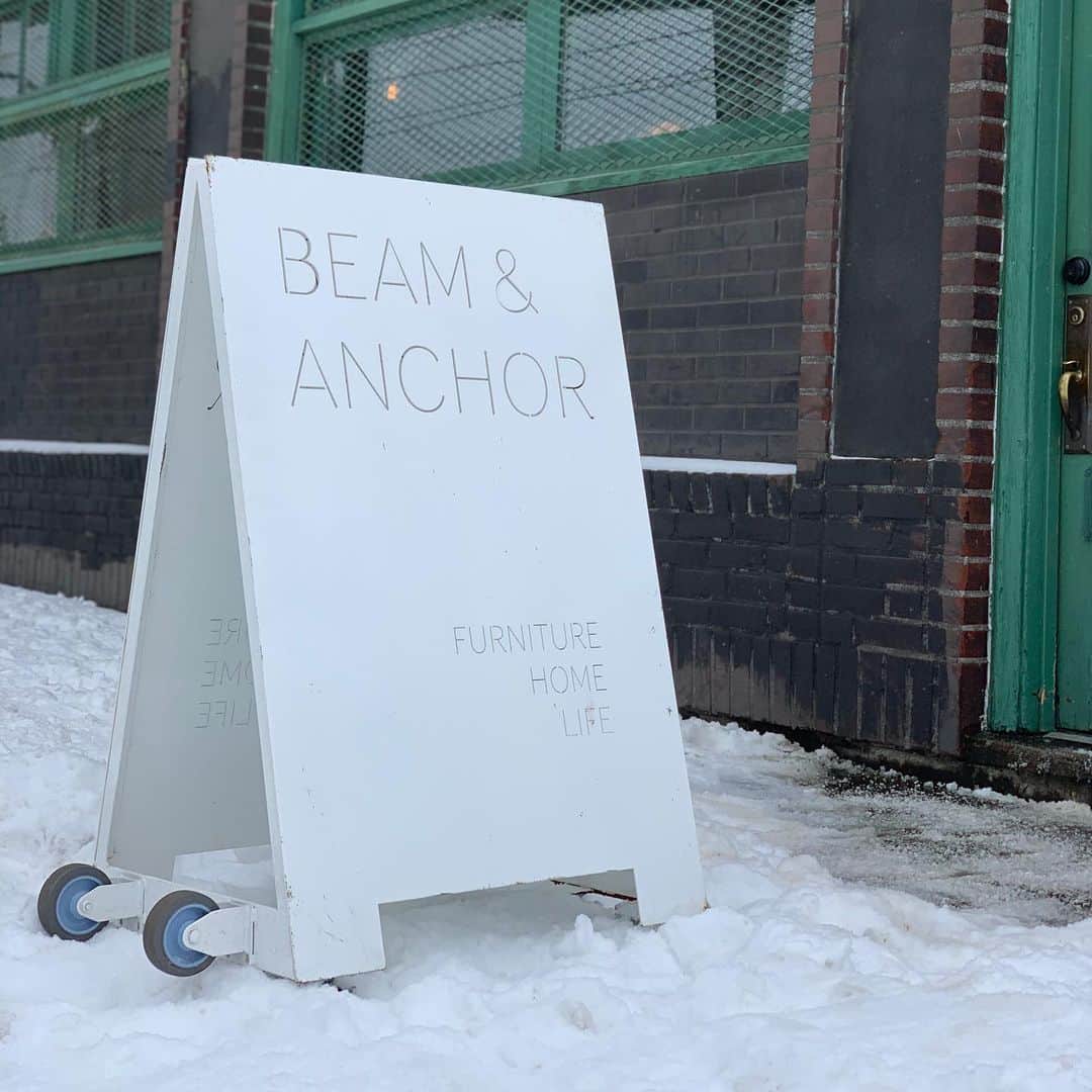 Beam & Anchorのインスタグラム：「Here til 3 party people!! ❄️💘🎊」
