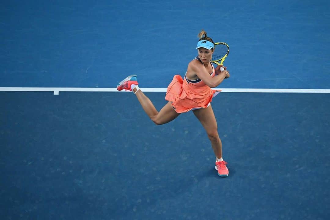 ダニエル・コリンズのインスタグラム：「Back on the horse tomorrow 💪🏻💪🏻🎾🙏」
