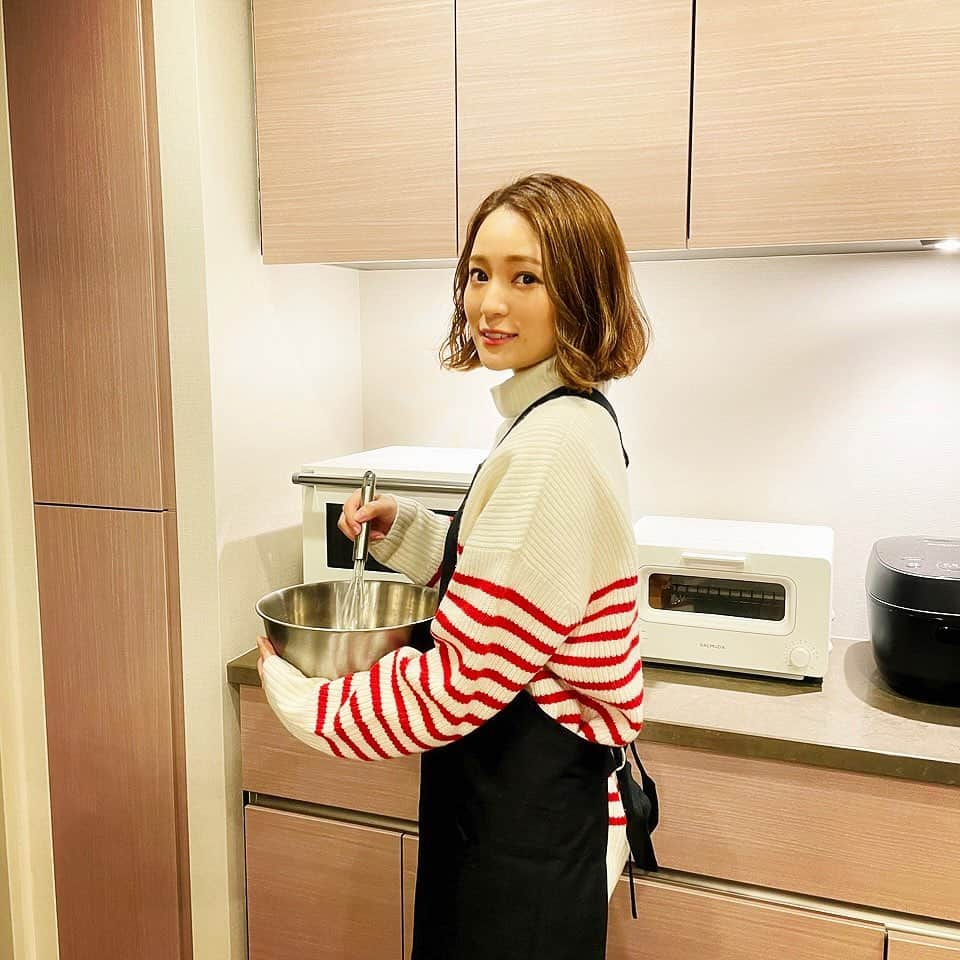 chayさんのインスタグラム写真 - (chayInstagram)「Happy Valentine's Day🍫 旦那さんに日頃の感謝の気持ちを込めて👩‍🍳  #happyvalentinesday  #valentine  #chocolate」2月14日 15時50分 - chay1023_official