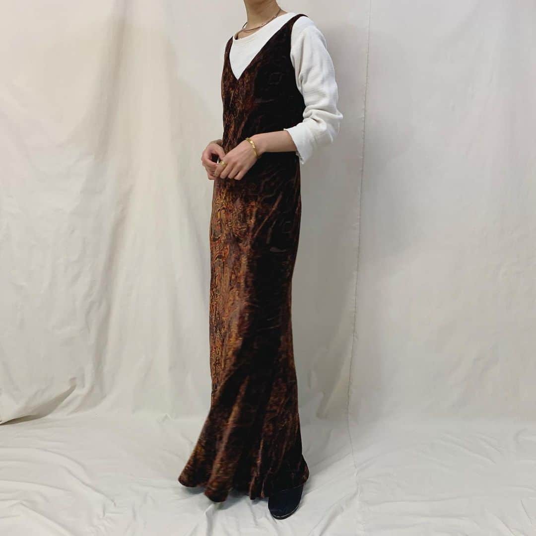 i nouさんのインスタグラム写真 - (i nouInstagram)「. SOLD.  Ralph Lauren paisley velours maxi dress #inou_vintageclothing」2月14日 16時38分 - inou_vintageclothing